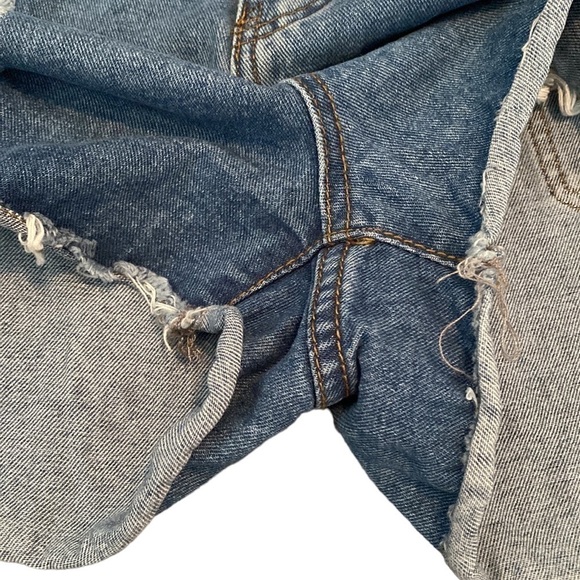 BOOHOO Blue Ripped High Waist Denim Shorts Plus Size 16 NWT - Picture 8 of 11